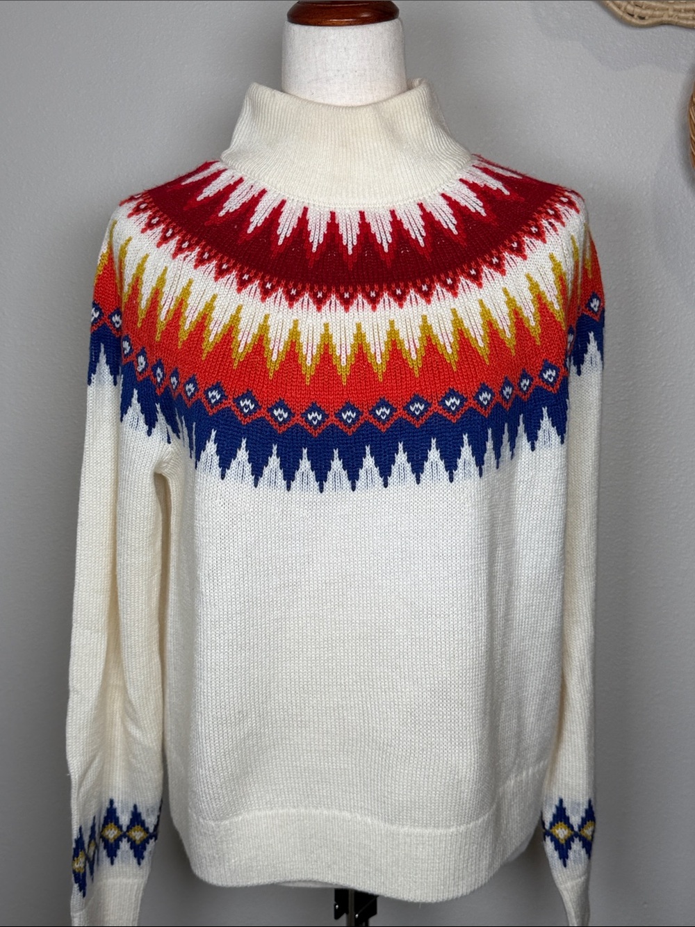 French Connection Fair Isle Wool Blend Sweater Multi Ivory Red Blue Size Medium
